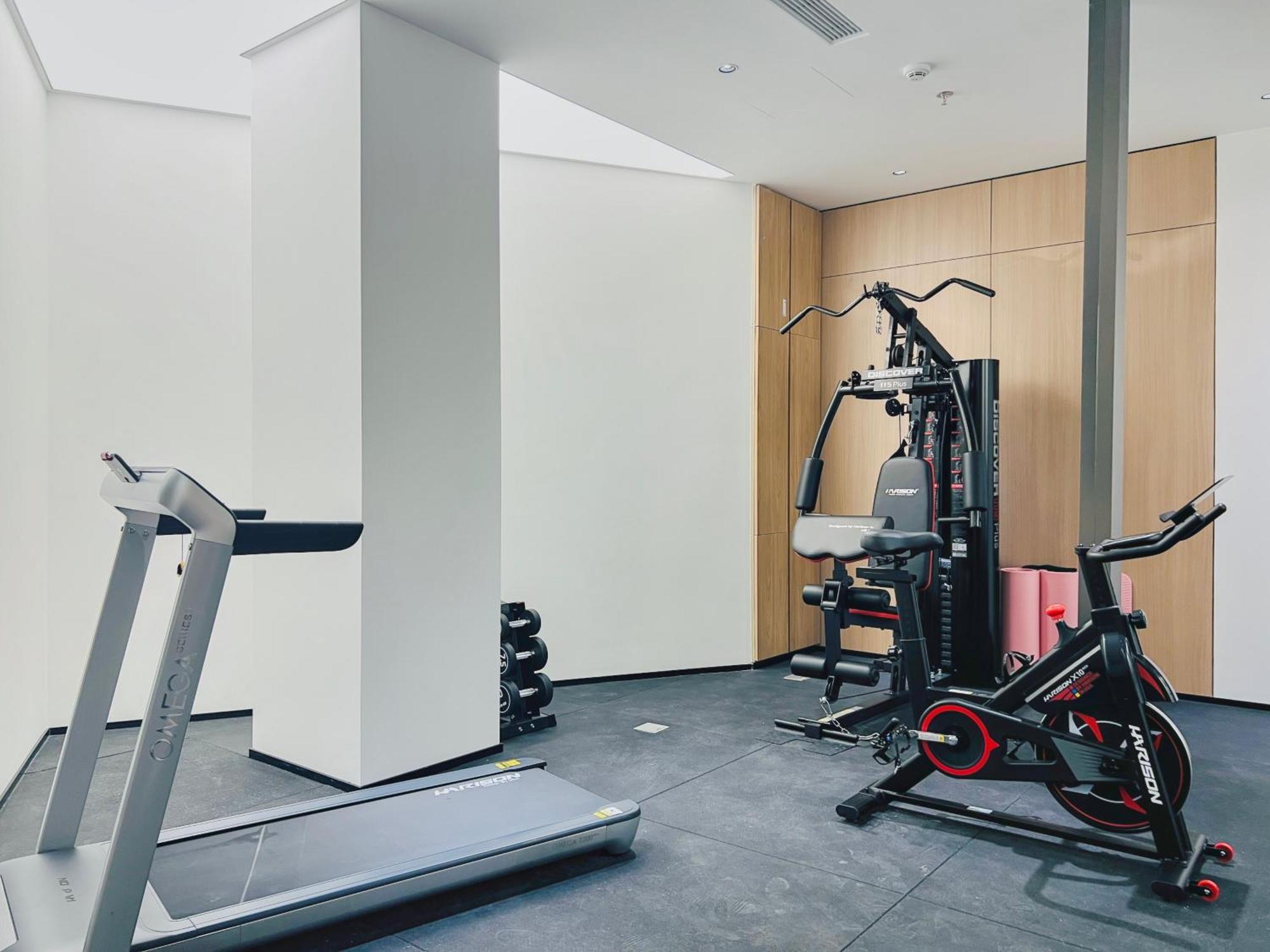 Dayin Garden Hotel -Near People'S Square & Nanjing Road-Large Social Area -Bar -Cafe -Gym -Free Laundry Luggage Storage -24H Front Desk-English Service Shanghai Eksteriør billede