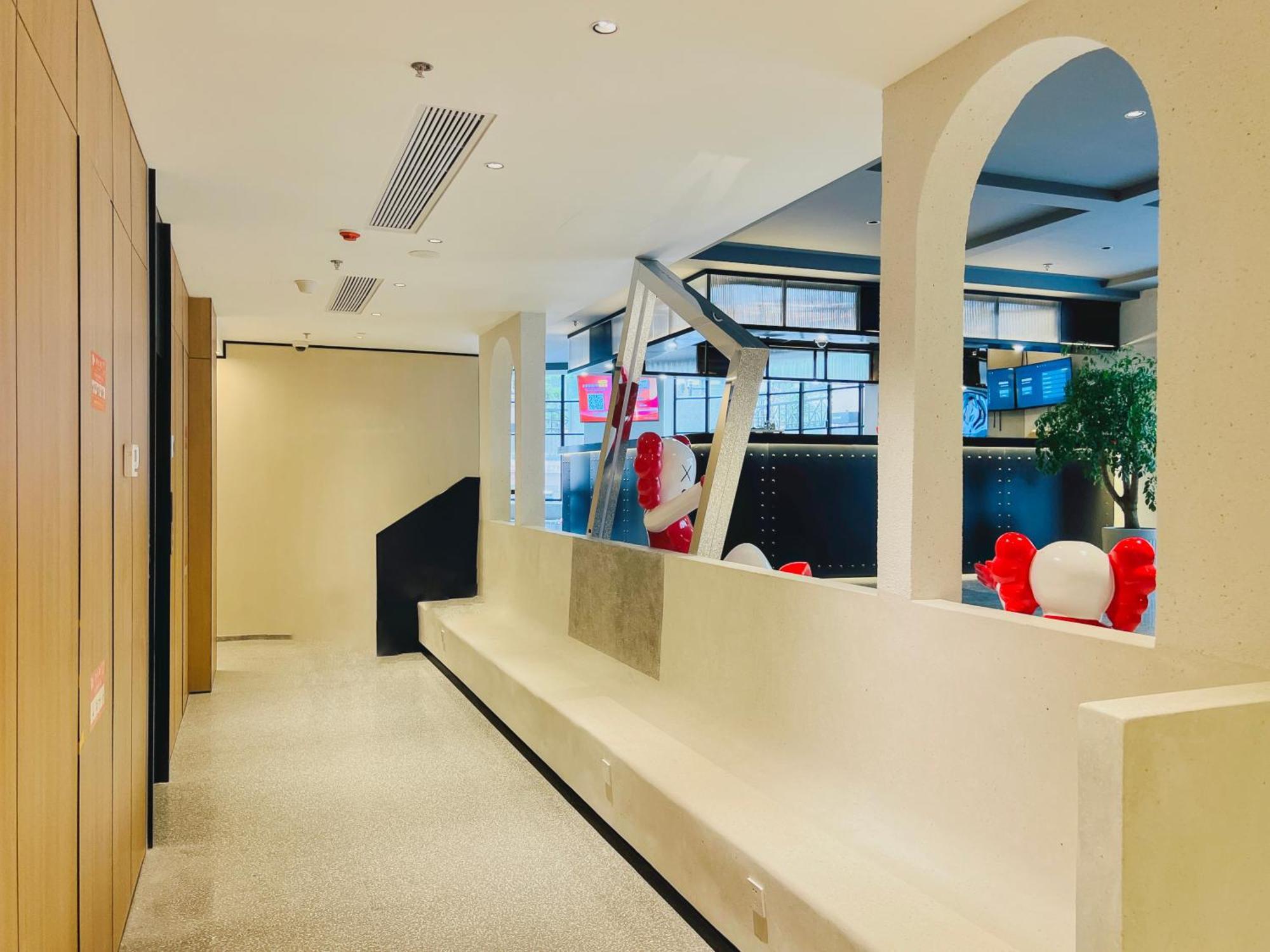 Dayin Garden Hotel -Near People'S Square & Nanjing Road-Large Social Area -Bar -Cafe -Gym -Free Laundry Luggage Storage -24H Front Desk-English Service Shanghai Eksteriør billede